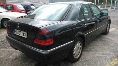  MERCEDES-BENZ CLASE C (BM 202) BERLINA 