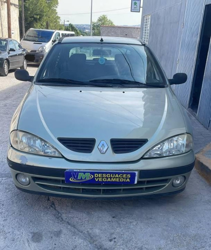 RENAULT MEGANE I FASE 2 BERLINA (BA0) — автомобиль-донор на запчасти 