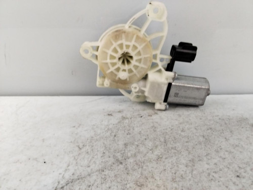 MOTOR ELEVALUNAS DELANTERO DERECHO FORD PUMA 
