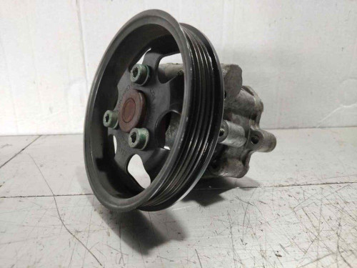 BOMBA DIRECCION Volkswagen PASSAT BERLINA (3B3) 