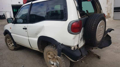 NISSAN TERRANO II (R20)