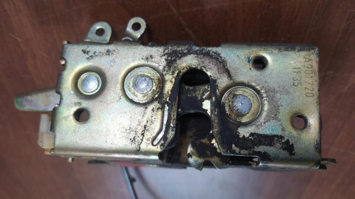 CERRADURA PUERTA DELANTERA DERECHA Mercedes-Benz VITO FURGÓN (638) 