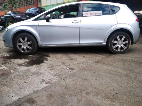  SEAT LEON (1P1) 