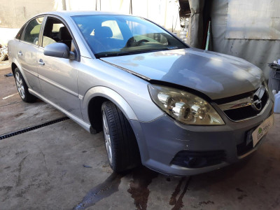 OPEL VECTRA C BERLINA