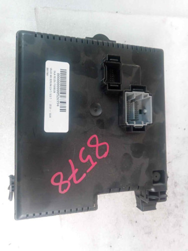  CAJA RELES / FUSIBLES VOLVO S60 BERLINA 