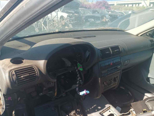  SEAT TOLEDO (1M2) 