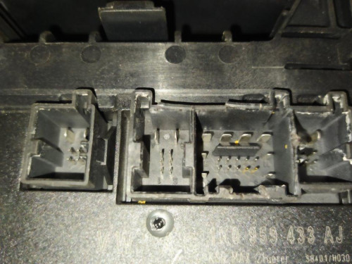 MODULO ELECTRONICO Volkswagen GOLF V (1K1)(10.2003) 