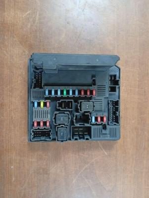 CAJA RELES / FUSIBLES, Nissan, QASHQAI (J10)