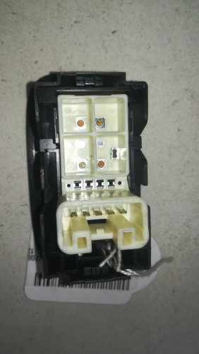  MANDO ELEVALUNAS TRASERO IZQUIERDO, TOYOTA, AURIS (E15) 