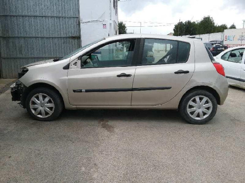  RENAULT CLIO III 