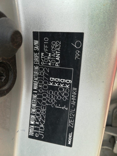  TOYOTA COROLLA (E12) 
