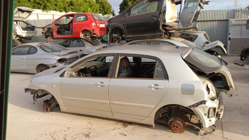  TOYOTA COROLLA (E12) 