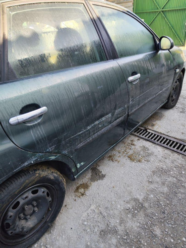 SEAT IBIZA (6L1) — автомобиль-донор на запчасти 