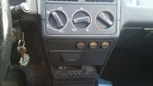  PEUGEOT 205 BERLINA 