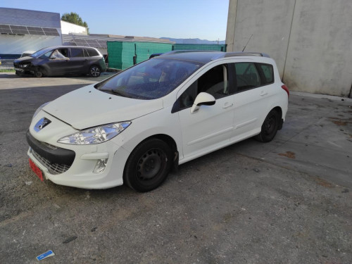 PEUGEOT 308 SW — автомобиль-донор на запчасти 
