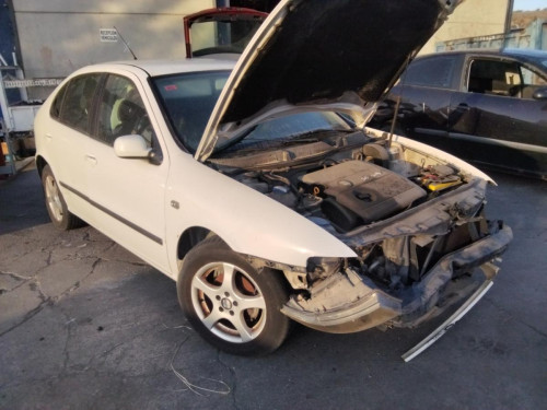  SEAT LEON (1M1) 