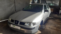 SEAT CORDOBA BERLINA (6K2)