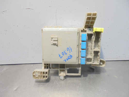 CAJA RELES / FUSIBLES Toyota LAND CRUISER (J12) 