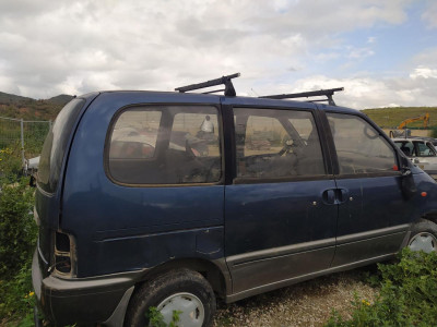 TAPA EXTERIOR COMBUSTIBLE, NISSAN, SERENA (C23M)