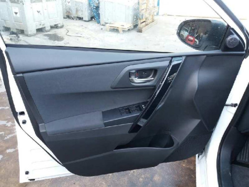  TOYOTA AURIS (E18) 