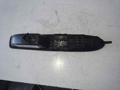 MANDO ELEVALUNAS DELANTERO IZQUIERDO CITROEN DS3 
