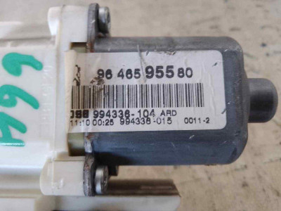 MOTOR ELEVALUNAS TRASERO DERECHO