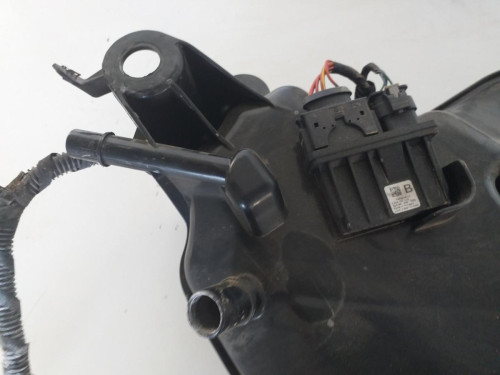 DEPOSITO ADBLUE Volkswagen GOLF VII BERLINA (BQ1/BE2) 