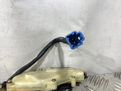 CERRADURA MALETERO / PORTON