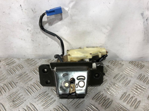 CERRADURA MALETERO / PORTON 