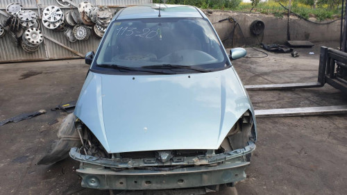  FORD FOCUS BERLINA (CAK) 