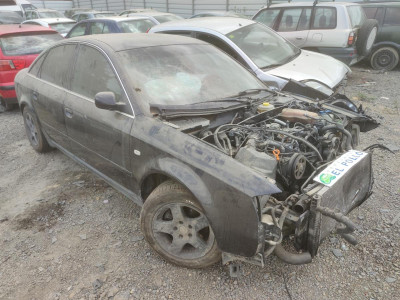 AUDI A6 BERLINA (4B2)
