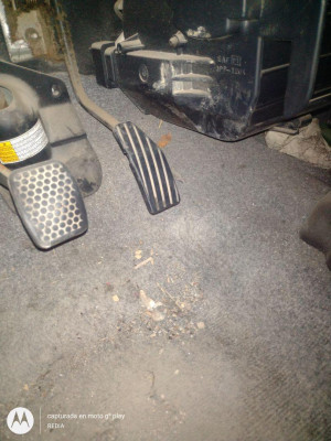 PEDAL ACELERADOR