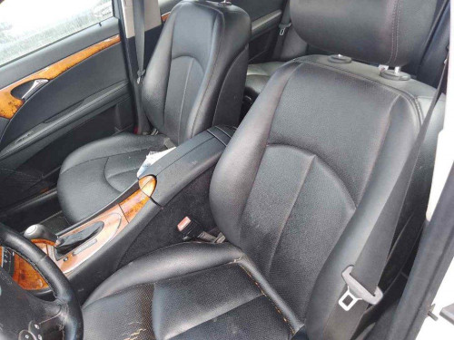 MERCEDES-BENZ CLASE E (BM 211) FAMILIAR — vehículo donante para recambios 