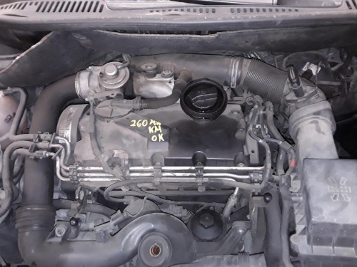 VOLKSWAGEN TOURAN (1T2) — Donor Vehicle for Used Parts 