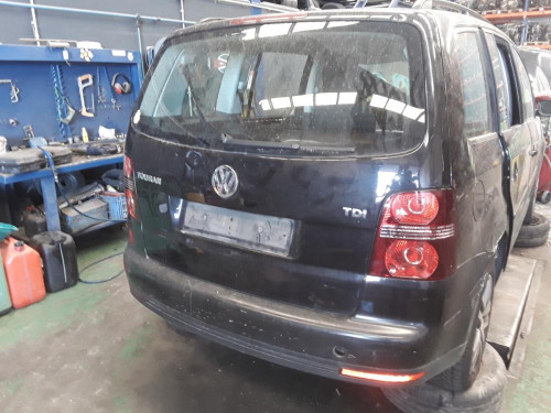 VOLKSWAGEN TOURAN (1T2) — Donor Vehicle for Used Parts 