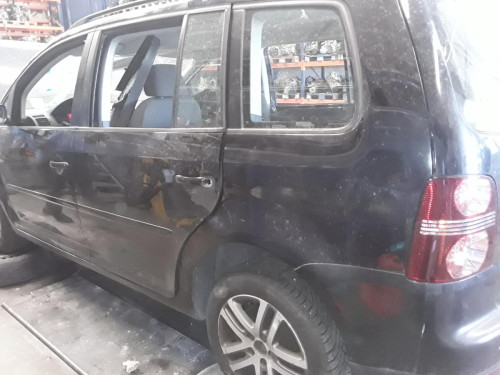 VOLKSWAGEN TOURAN (1T2) — Donor Vehicle for Used Parts 
