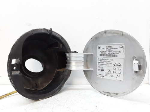 TAPA EXTERIOR COMBUSTIBLE 