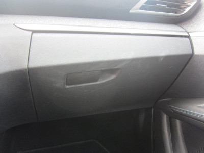 GUANTERA, PEUGEOT, 3008