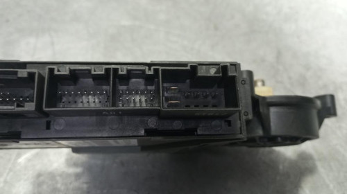 MOTOR ELEVALUNAS DELANTERO DERECHO Audi A4 BERLINA (8E) 