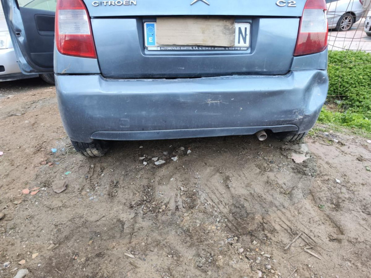 PARAGOLPES TRASERO