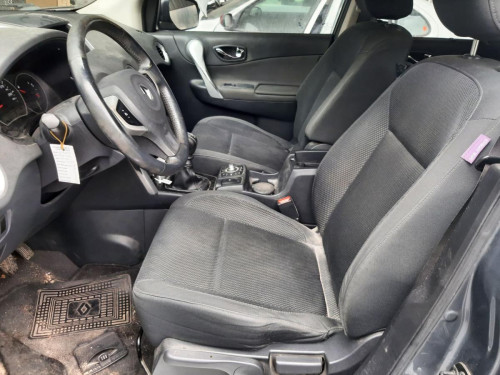 RENAULT KOLEOS I — vehículo donante para recambios 