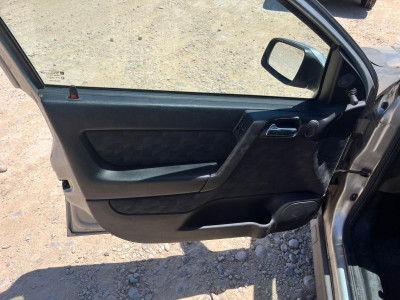 OPEL ASTRA G BERLINA