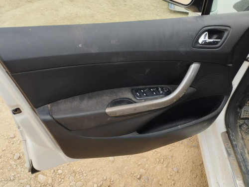 PEUGEOT 308 SW — автомобиль-донор на запчасти 