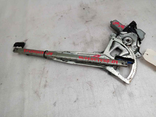  ELEVALUNAS DELANTERO DERECHO TOYOTA PRIUS (ZVW30) 
