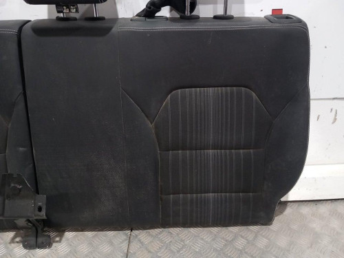  ASIENTOS TRASEROS MERCEDES-BENZ CLASE B (BM 246) 