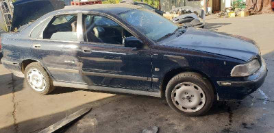 VOLVO S40 BERLINA