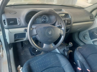 RENAULT CLIO II FASE II (B/CB0)