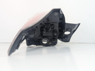 PILOTO TRASERO DERECHO, TOYOTA, RAV4 (A4)