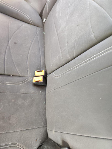 ENGANCHE CINTURON TRASERO CENTRAL FORD FIESTA (CNN) 