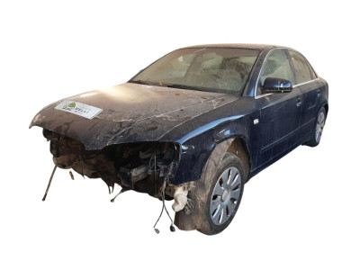 AUDI A4 BERLINA (8E)